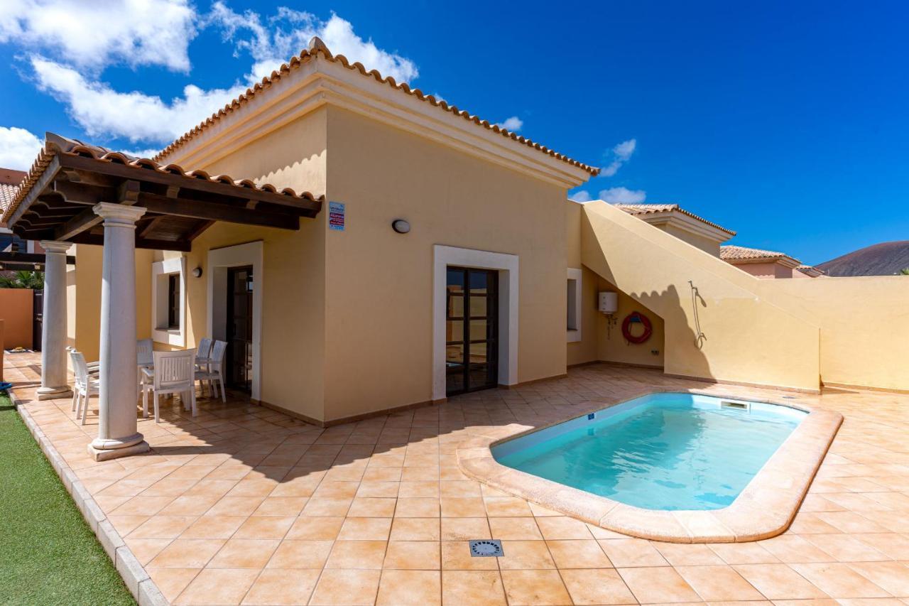 Villa Serenity Private Pool Corralejo By Holidays Home Exterior foto