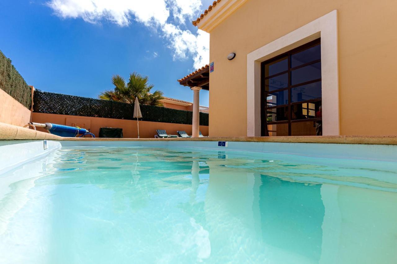 Villa Serenity Private Pool Corralejo By Holidays Home Exterior foto