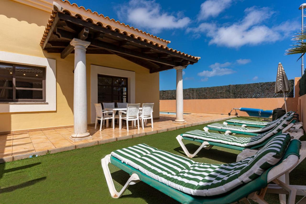 Villa Serenity Private Pool Corralejo By Holidays Home Exterior foto